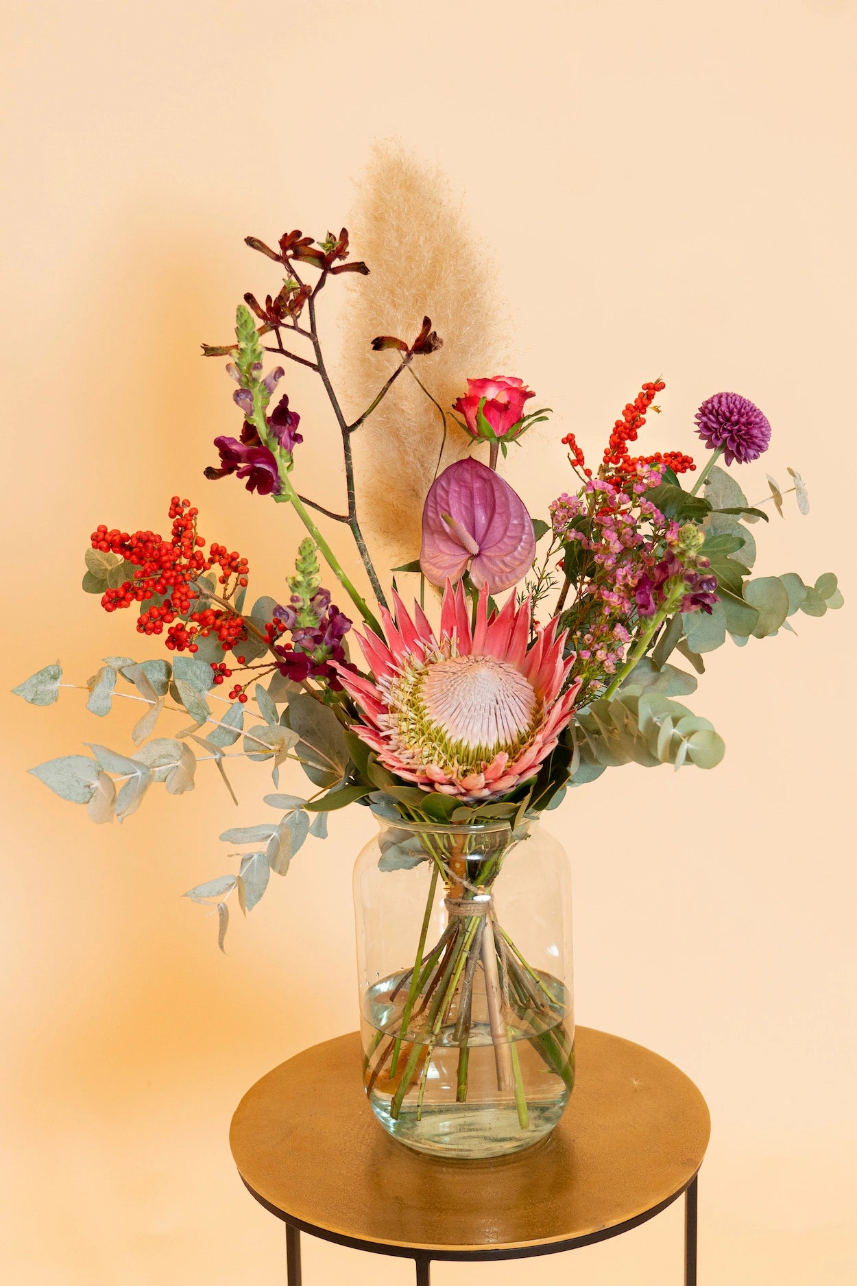 Heerlijk herfstboeket met Protea! Vier de herfst met een boeket van rust!