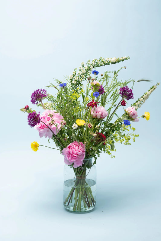 Gifvrij boeket met pioenrozen – bestel nu dit duurzame bloemencadeau!