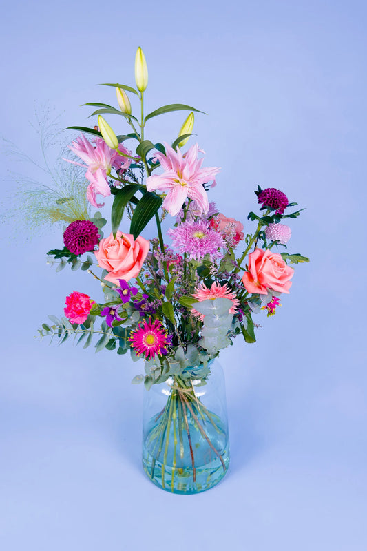 Prachtig groot roze boeket met unieke bloemen