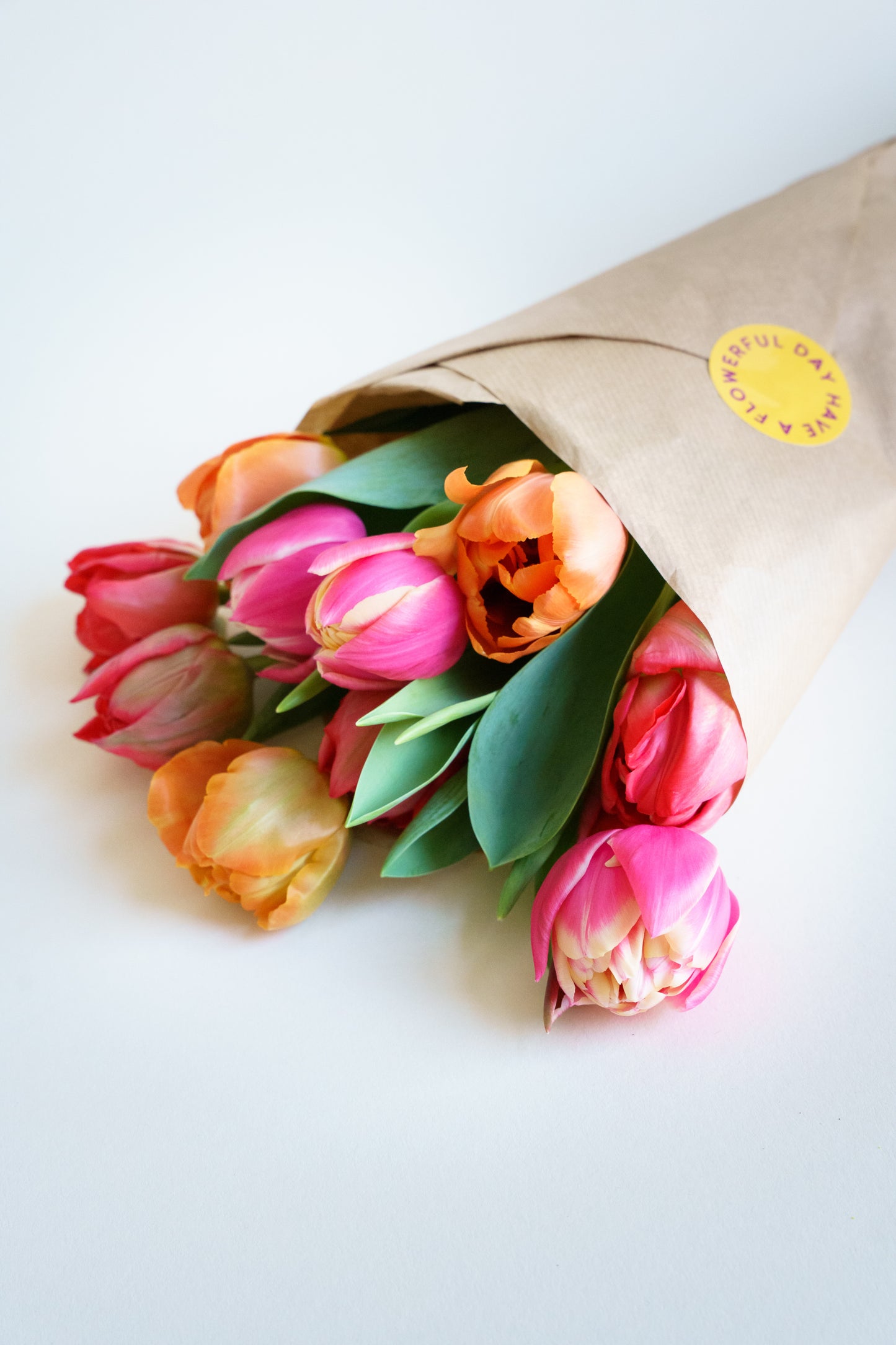 Unieke tulpen laten bezorgen? Deze pioentulpen komen plukvers van de kweker naar vaas!