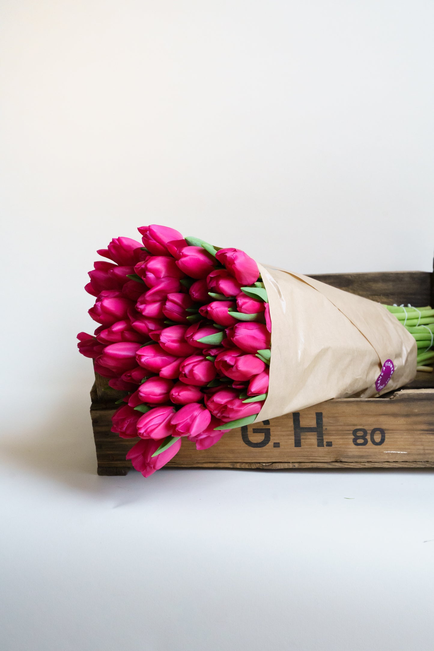 50 roze tulpen kopen? Wij bezorgen vers van de kweker naar de vaas!