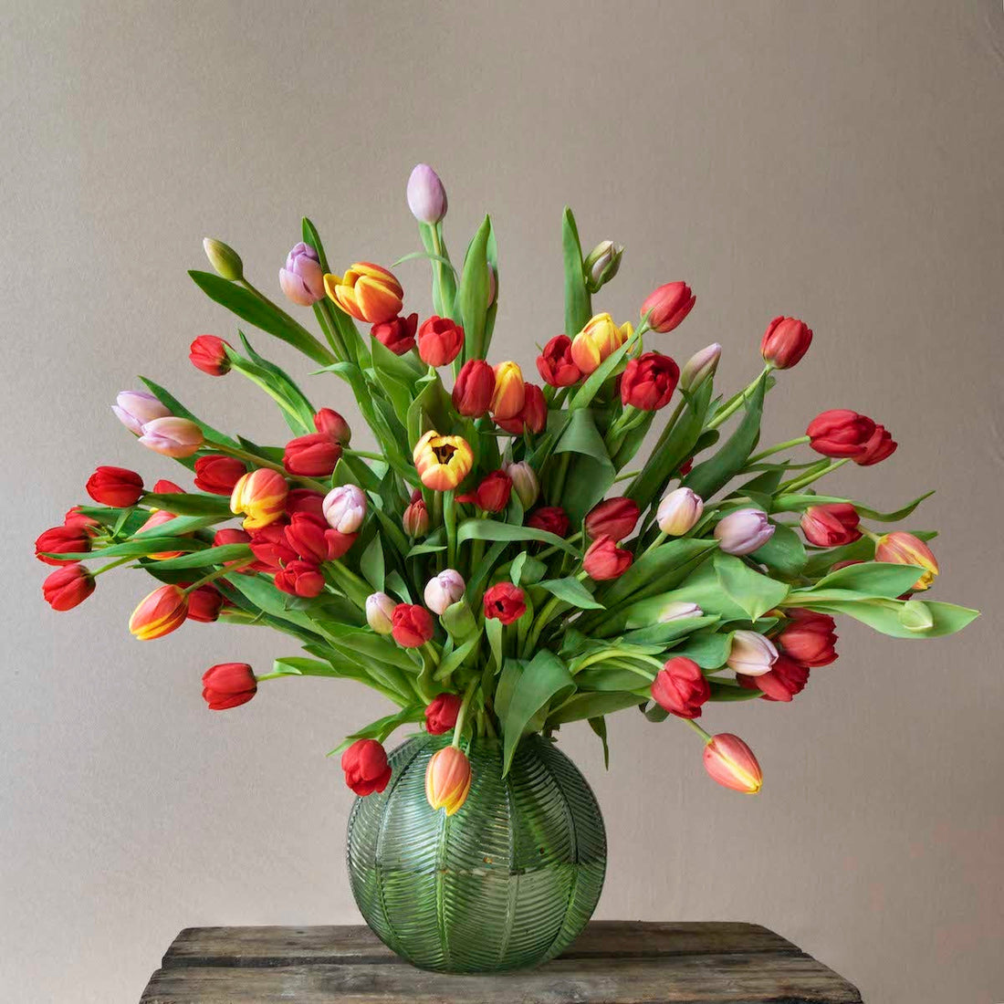 Biologische tulpen bestellen bij PLUUKZ – kleurrijk boeket in huis