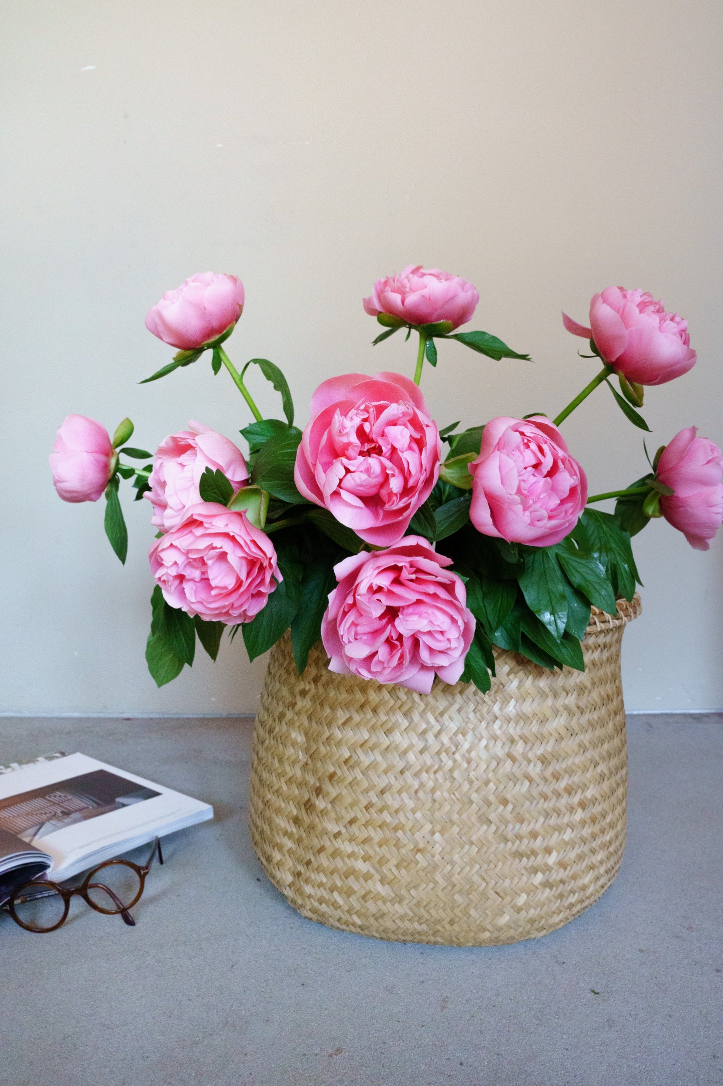 Pioenrozen laten bezorgen? Bij ons gemakkelijk online bloemen bestellen bij de online bloemist en snel bezorgd!